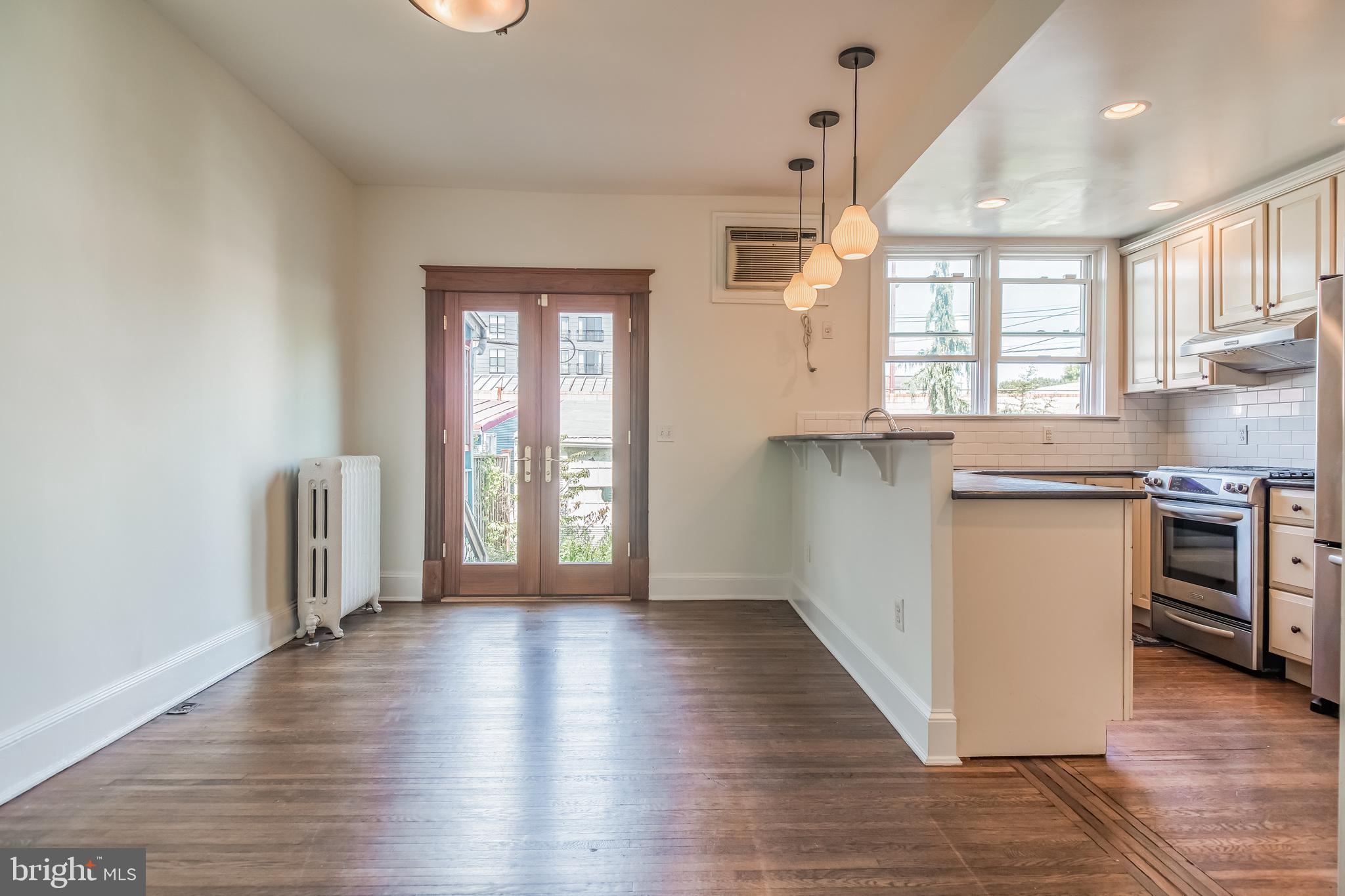 1348 G Street Southeast Washington, DC 20003 - Photo 16 of 41 Dining/Kitchen