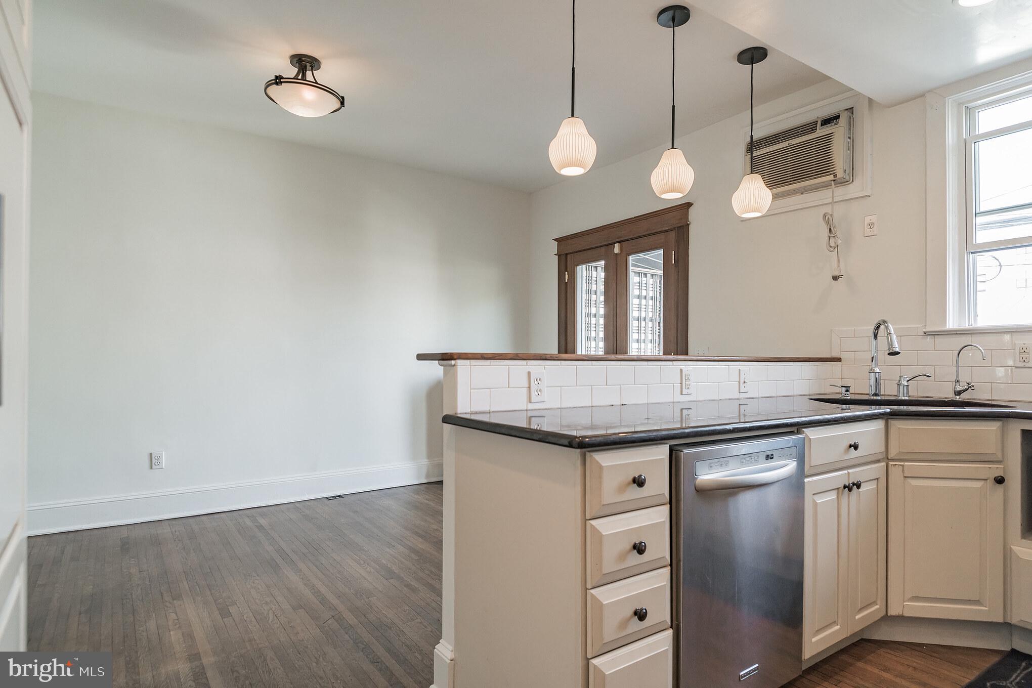 1348 G Street Southeast Washington, DC 20003 - Photo 21 of 41 Dining/Kitchen