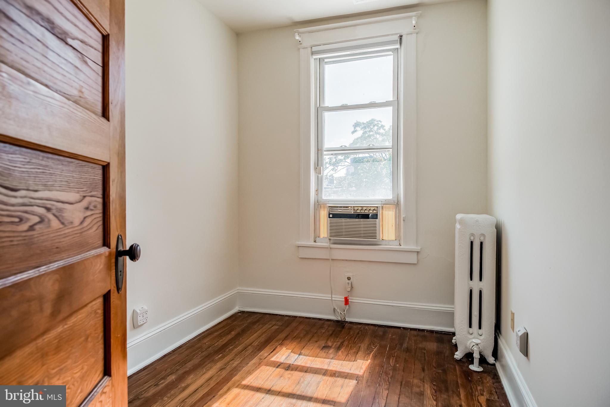 1348 G Street Southeast Washington, DC 20003 - Photo 27 of 41 Upper level bedroom 3
