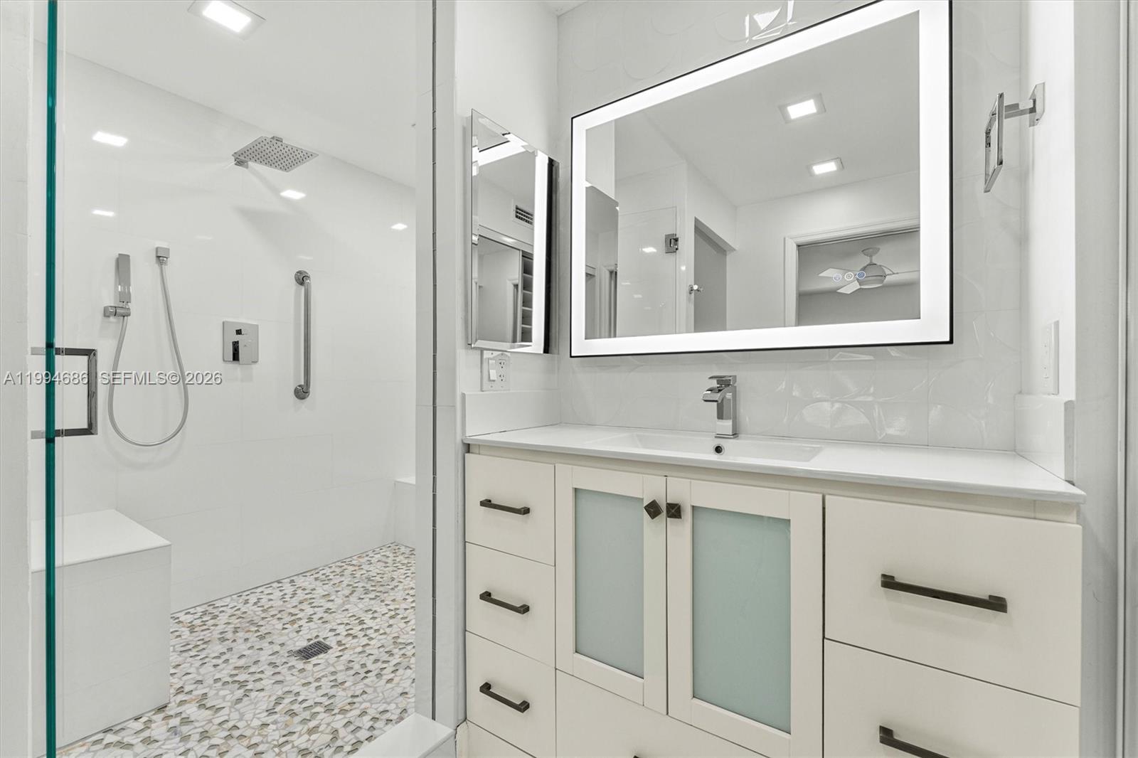 392 Golfview Road, Unit A North Palm Beach, FL 33408 - Photo 14 of 53