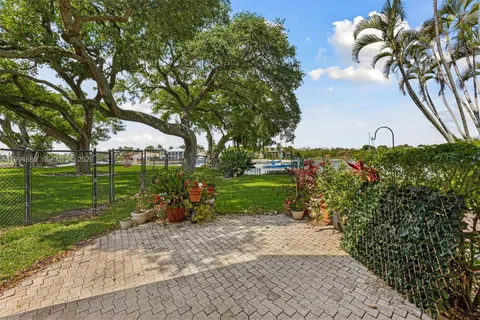 $550,000 | 392 Golfview Road, Unit A, North Palm Beach, FL 33408