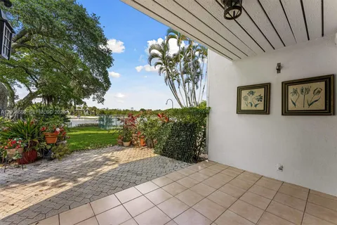 $550,000 | 392 Golfview Road, Unit A, North Palm Beach, FL 33408