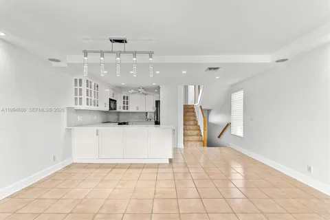 $550,000 | 392 Golfview Road, Unit A, North Palm Beach, FL 33408