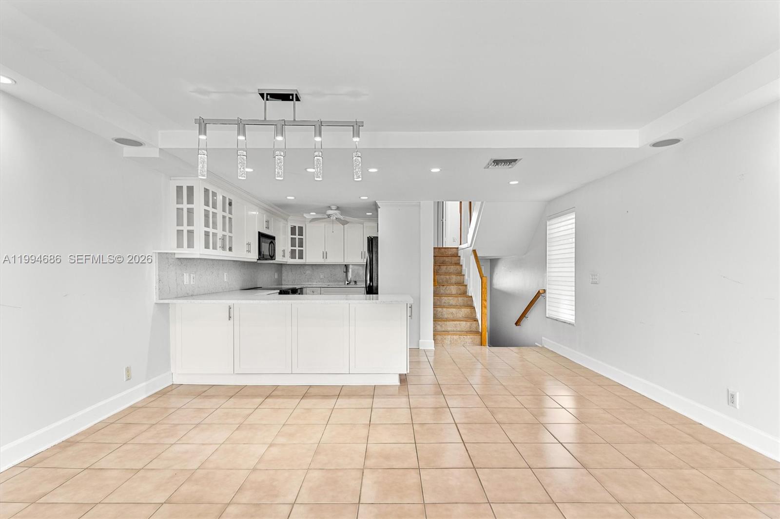 392 Golfview Road, Unit A North Palm Beach, FL 33408 - Photo 7 of 53