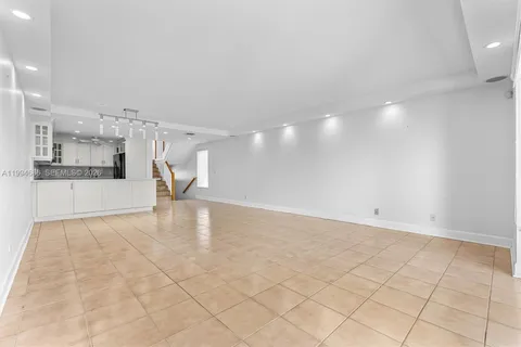 $550,000 | 392 Golfview Road, Unit A, North Palm Beach, FL 33408