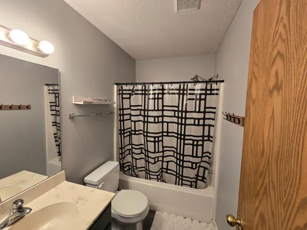 $249,900 | 1702 41st Avenue South, Moorhead, MN 56560