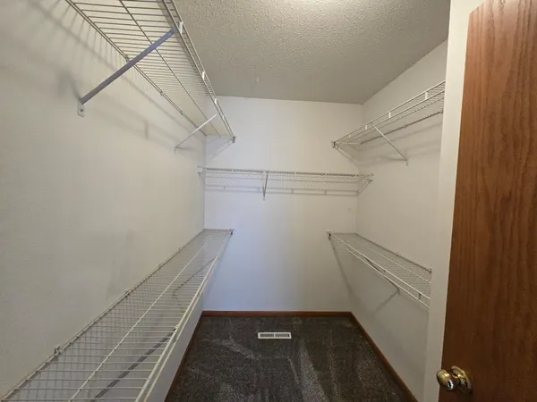 $249,900 | 1702 41st Avenue South, Moorhead, MN 56560