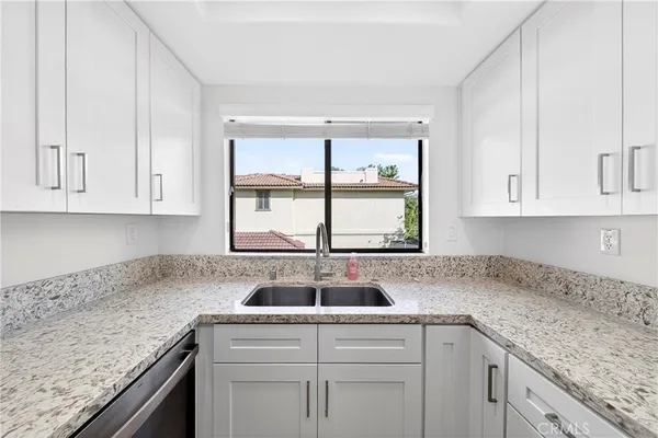 $749,000 | 25261 Tanoak Lane, Lake Forest, CA 92630