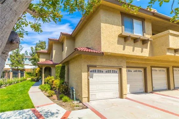 $749,000 | 25261 Tanoak Lane, Lake Forest, CA 92630