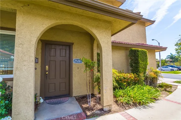 $749,000 | 25261 Tanoak Lane, Lake Forest, CA 92630