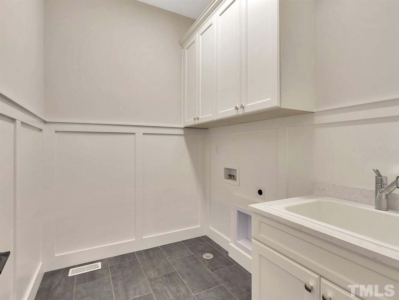 4805 Torry Ridge Road Raleigh, NC 27613 - Photo 8 of 30