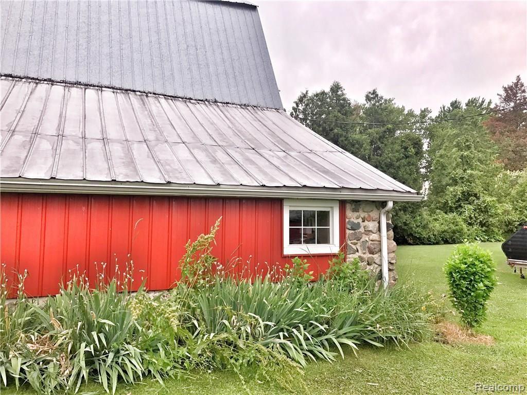 4189 Silver Lake Road Linden, MI 48451 - Photo 46 of 60 Snapseed.jpg