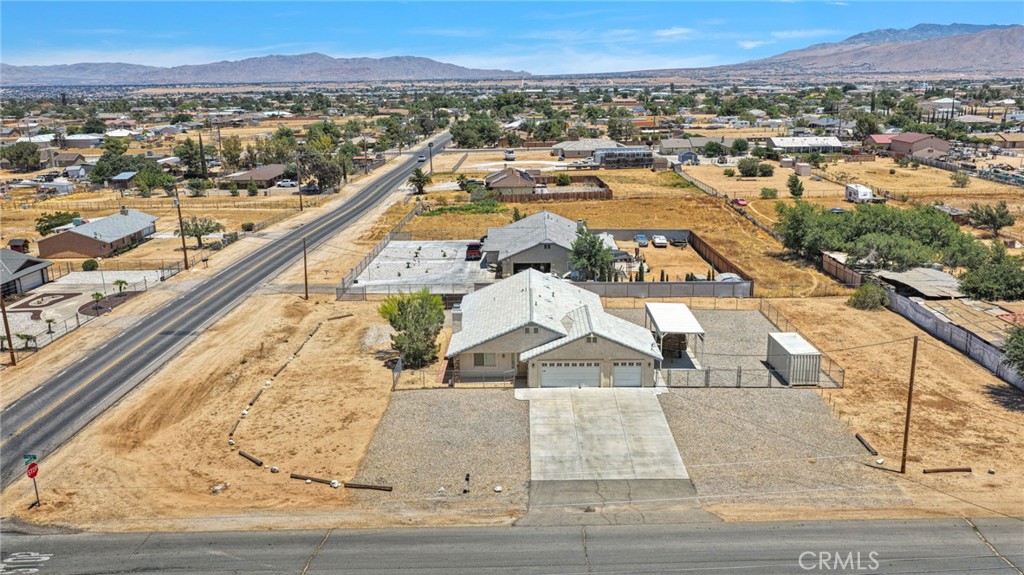 11281 4th Hesperia, CA 92345 - Photo 29 of 35