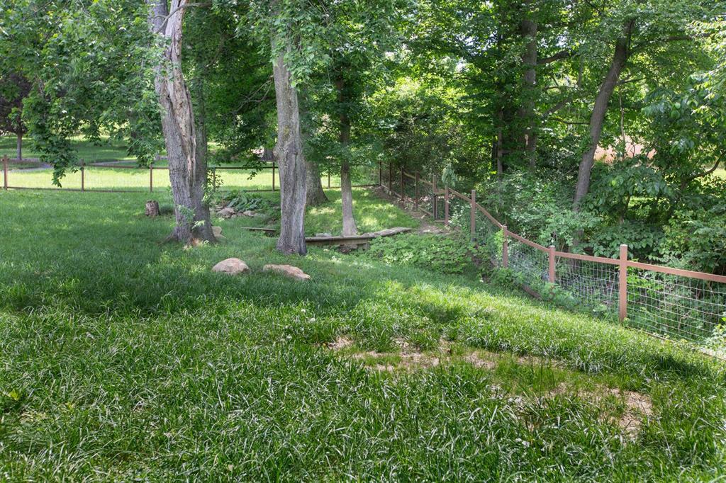 484 Tank Farm Road Aliquippa, PA 15001 - Photo 17 of 45