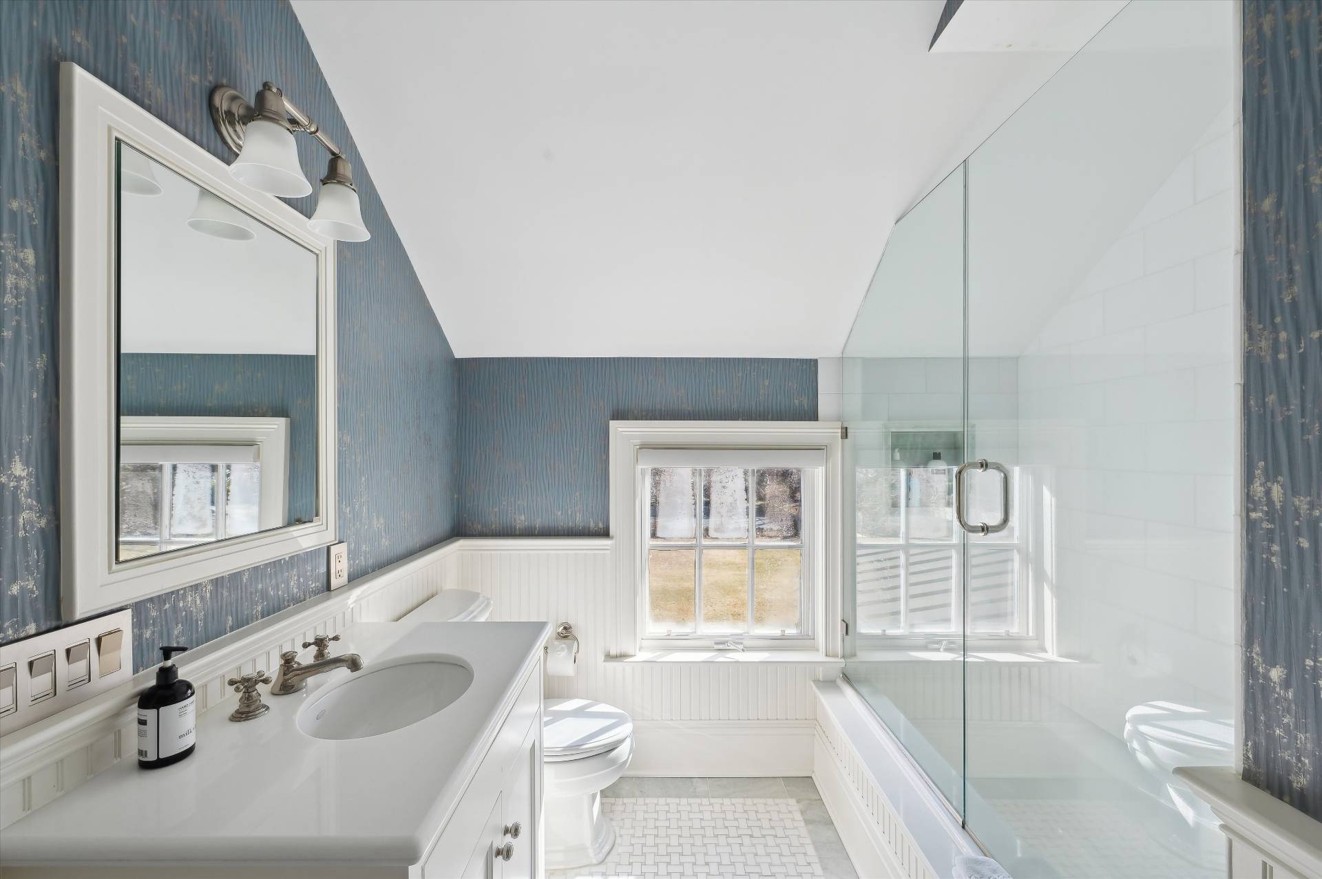 46 Briar Patch Road East Hampton, NY 11937 - Photo 36 of 38 Gallery Image 36