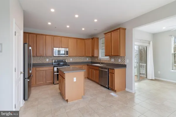$255,000 | 317 Shipyard Drive, Unit 67, Cambridge, MD 21613