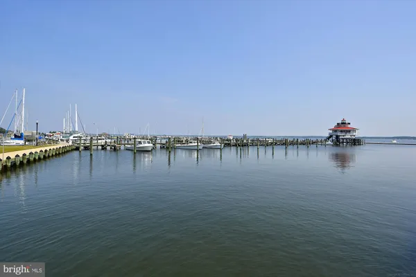 $255,000 | 317 Shipyard Drive, Unit 67, Cambridge, MD 21613