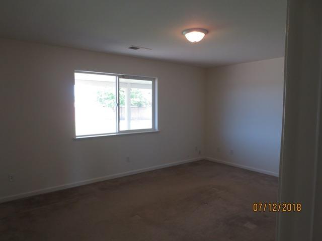 36498 Kenneth Avenue Madera, CA 93636 - Photo 8 of 18 Gallery Image 8