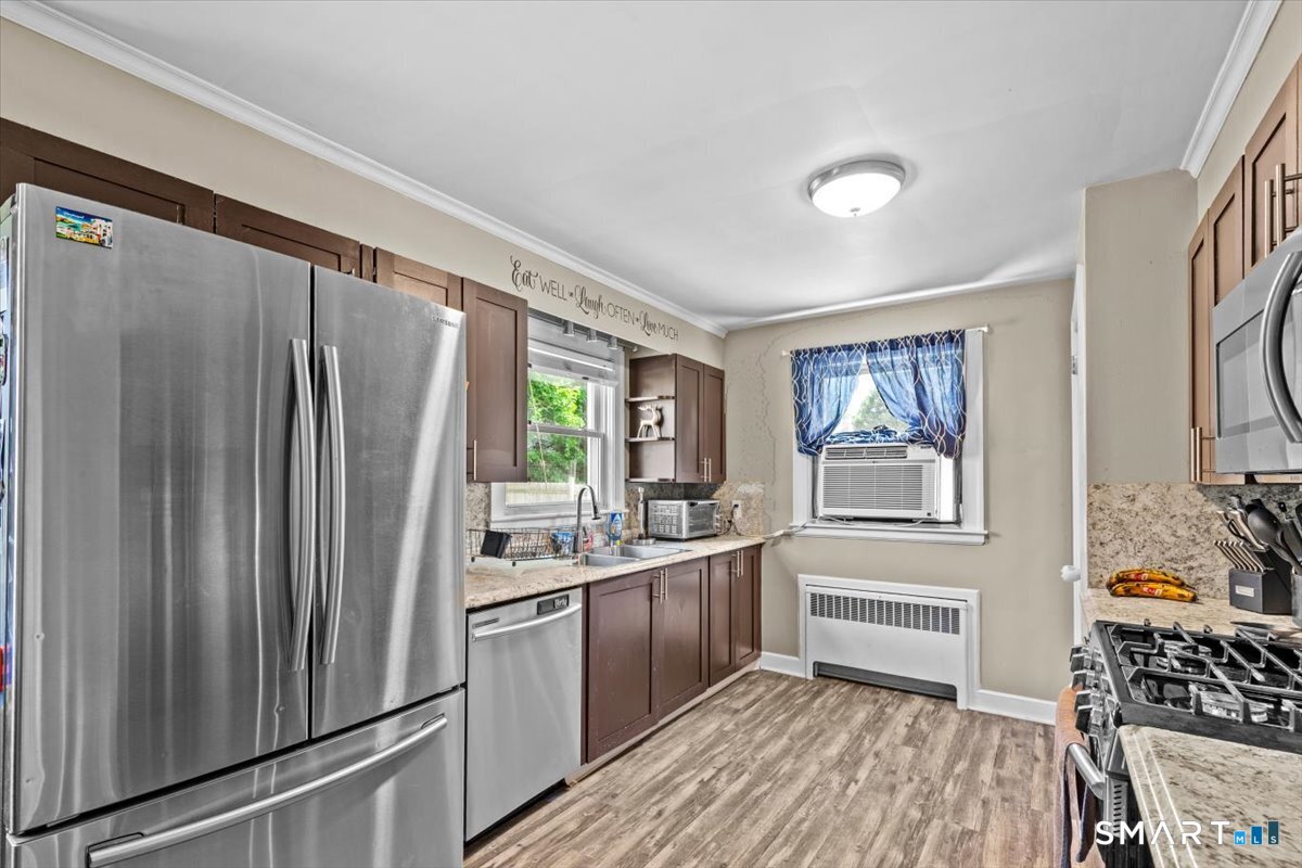 30 Murray Street Middletown, CT 06457 - Photo 7 of 31