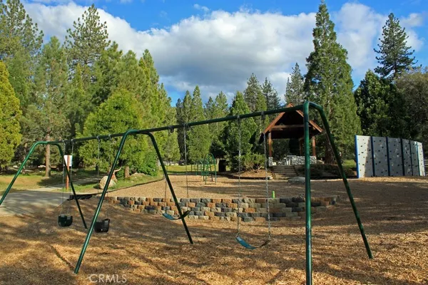 $535,000 | 2041 Symonds Drive, Pine Mountain Club, CA 93222
