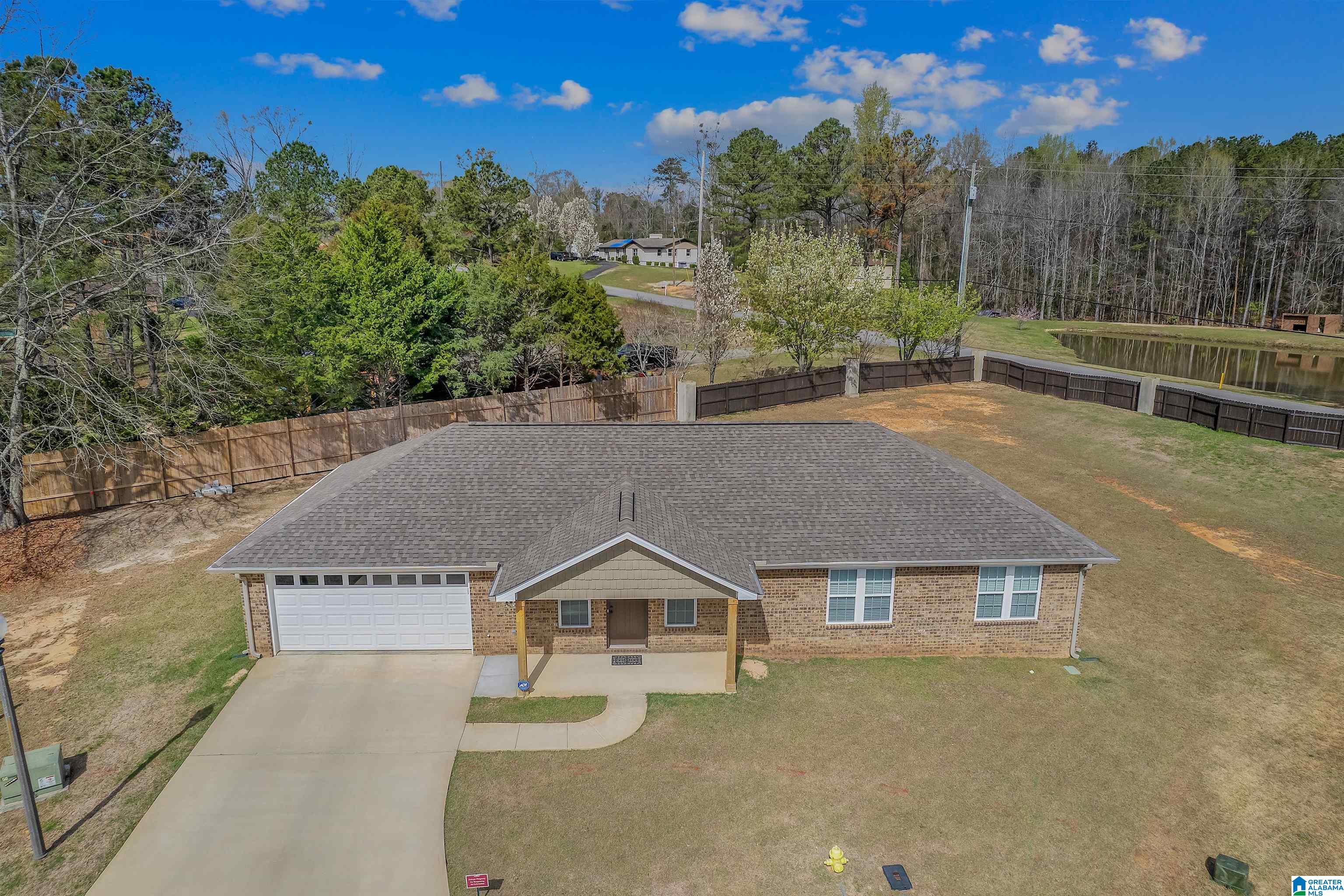 16 Spring Court Clanton, AL 35045 - Photo 2 of 36 Gallery Image 2