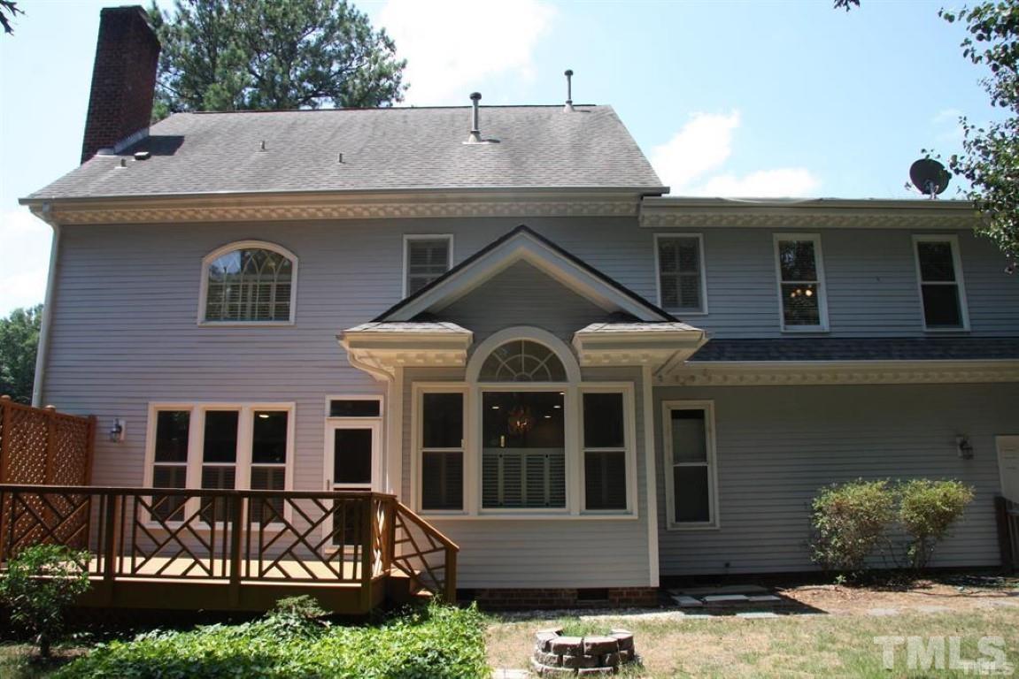 204 Morrow Mountain Drive Cary, NC 27513 - Photo 36 of 40 a front view of a house with garden