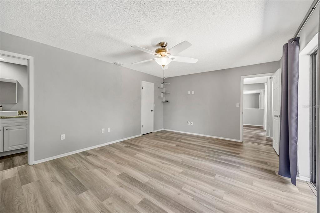 10199 Elgin Boulevard Spring Hill, FL 34608 - Photo 12 of 66