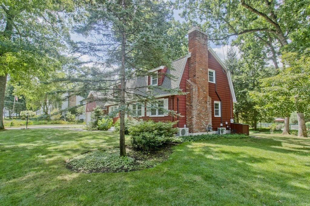 12 Ruth Drive Wilbraham, MA 01095 - Photo 3 of 42 Gallery Image 3