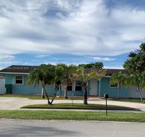 a view of a volley ball court