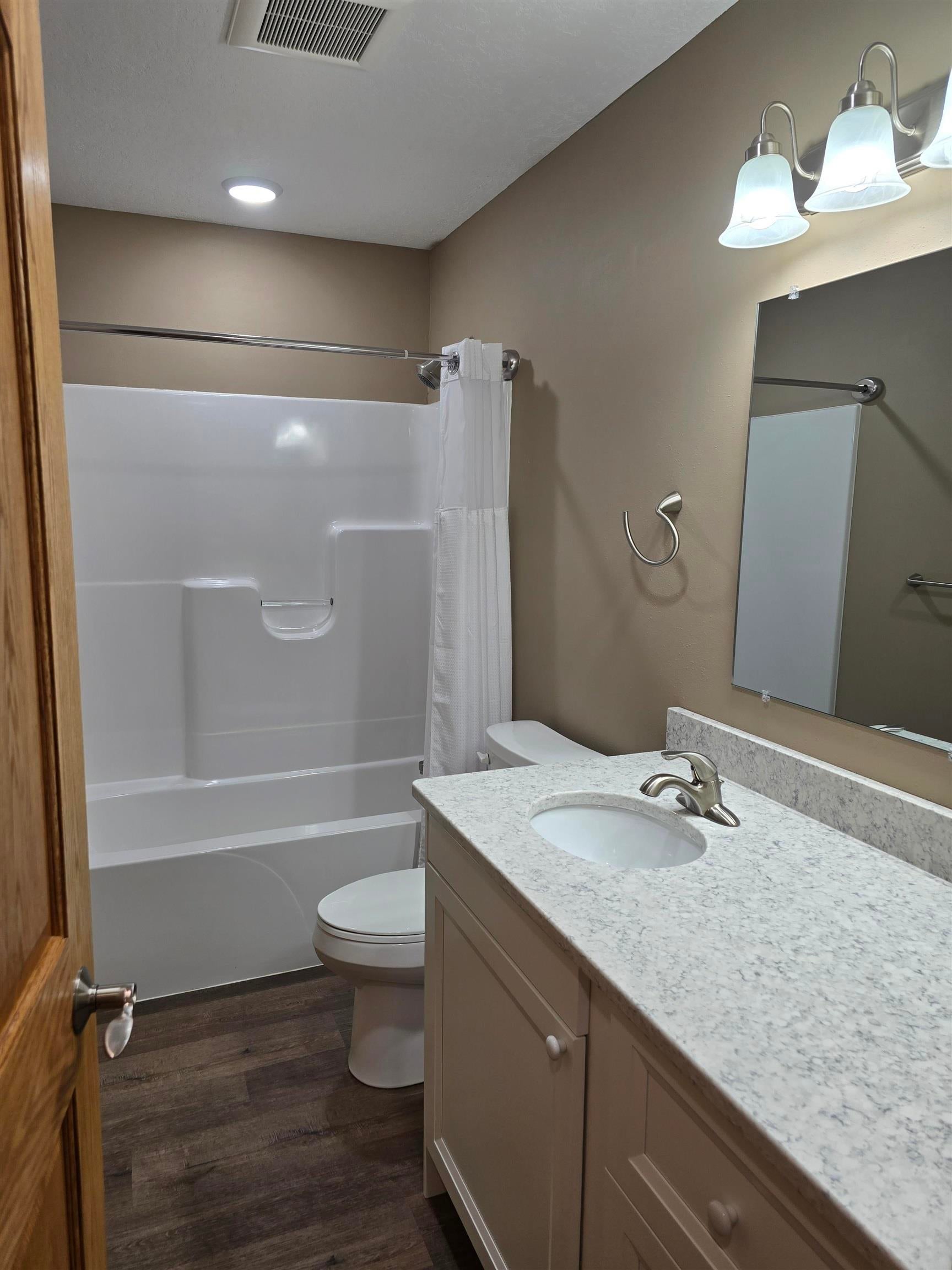 2411 Aspen Ln Road Decorah, IA 52101 - Photo 14 of 20 Gallery Image 14