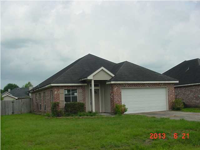 447 Chemin Metairie Road Youngsville, LA 70592 - Photo 1 of 12 Primary Photo