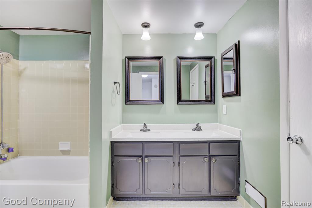 661 Merrimac Road Canton, MI 48188 - Photo 26 of 46