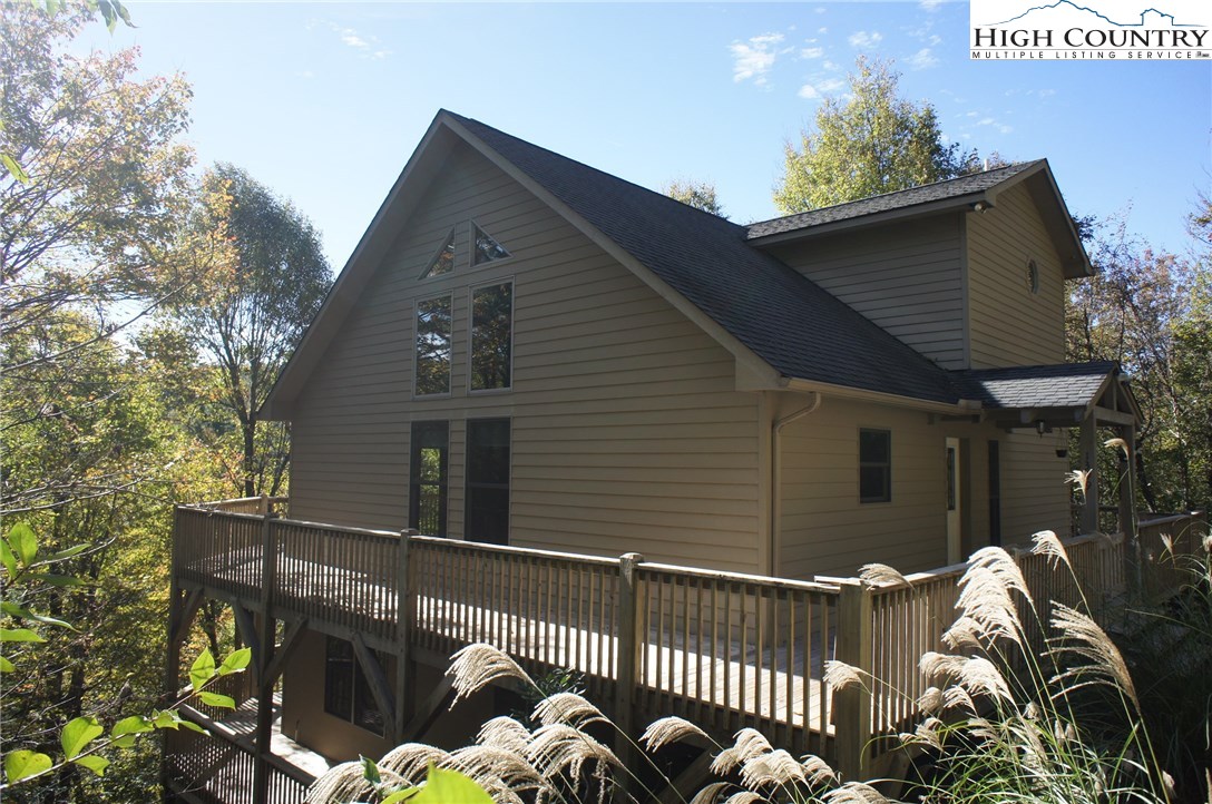 1399 Niley Cook Road Blowing Rock, NC 28605 - Photo 1 of 42 Gallery Image 1