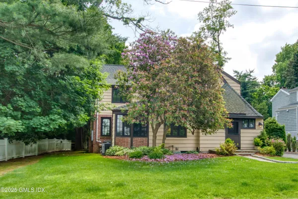 $15,000 | 28 Terrace Avenue, Riverside, CT 06878