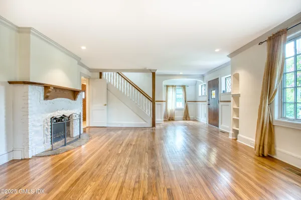 $15,000 | 28 Terrace Avenue, Riverside, CT 06878