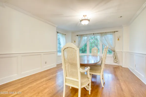 $15,000 | 28 Terrace Avenue, Riverside, CT 06878