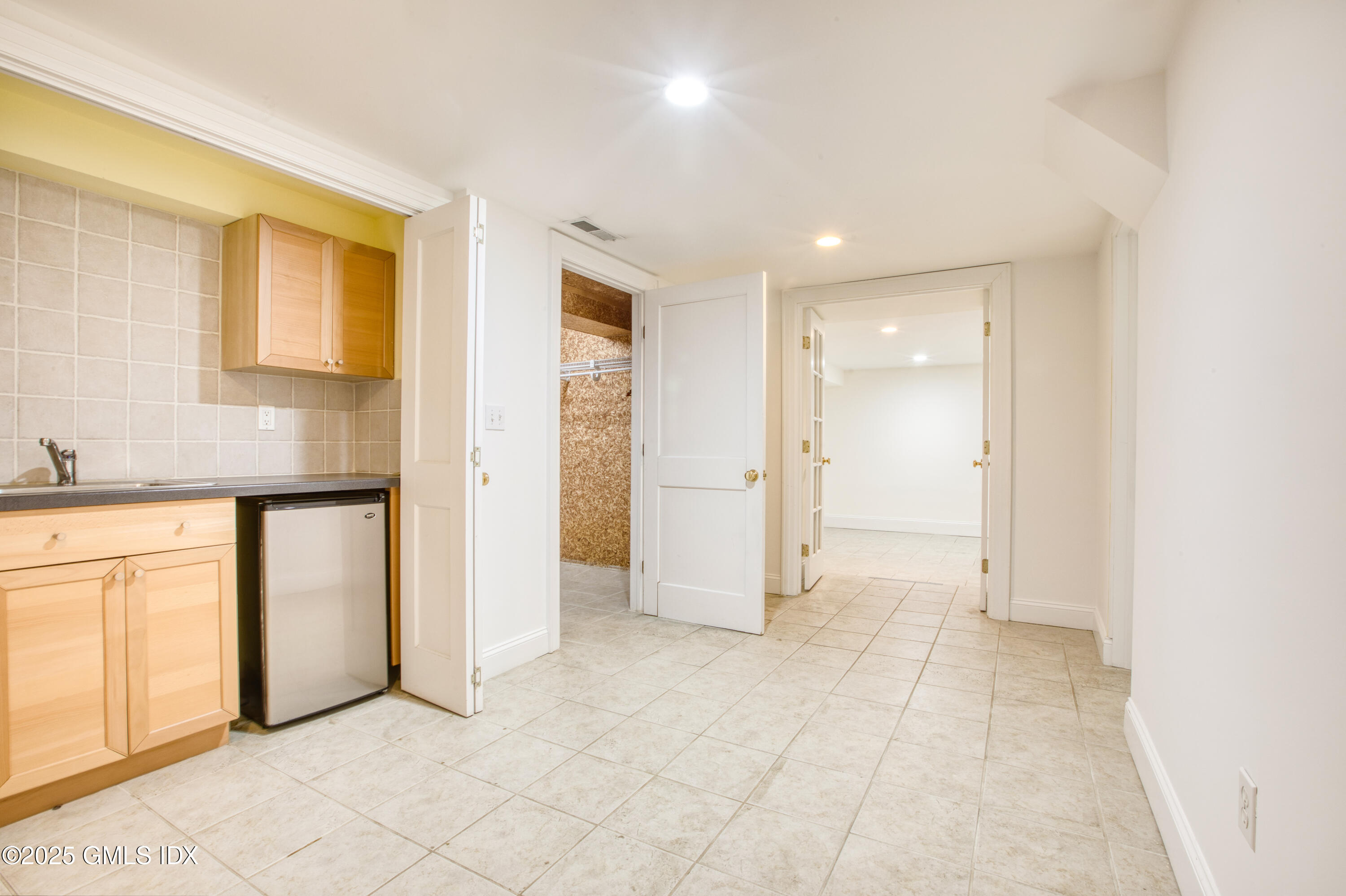 28 Terrace Avenue Riverside, CT 06878 - Photo 21 of 38 864A8107-31