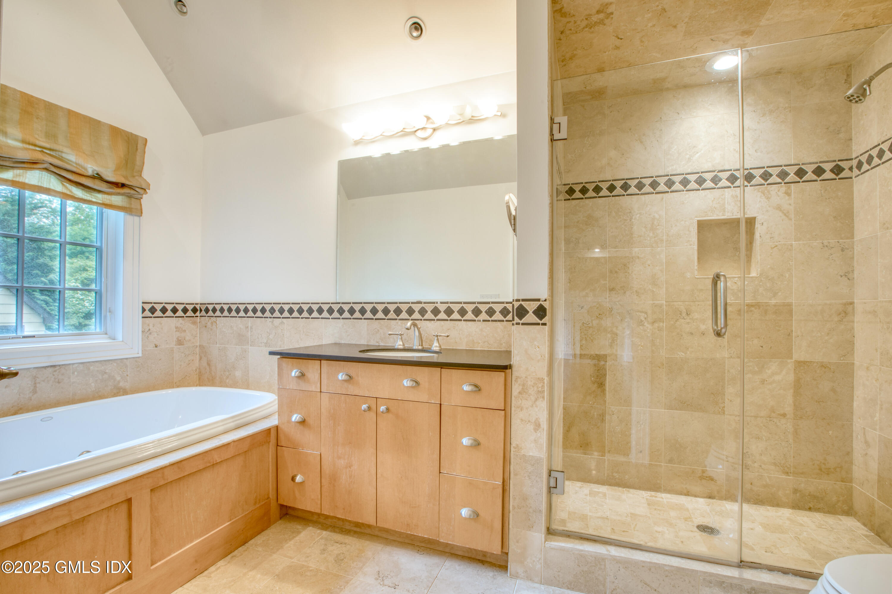 28 Terrace Avenue Riverside, CT 06878 - Photo 36 of 38 864A8167-46