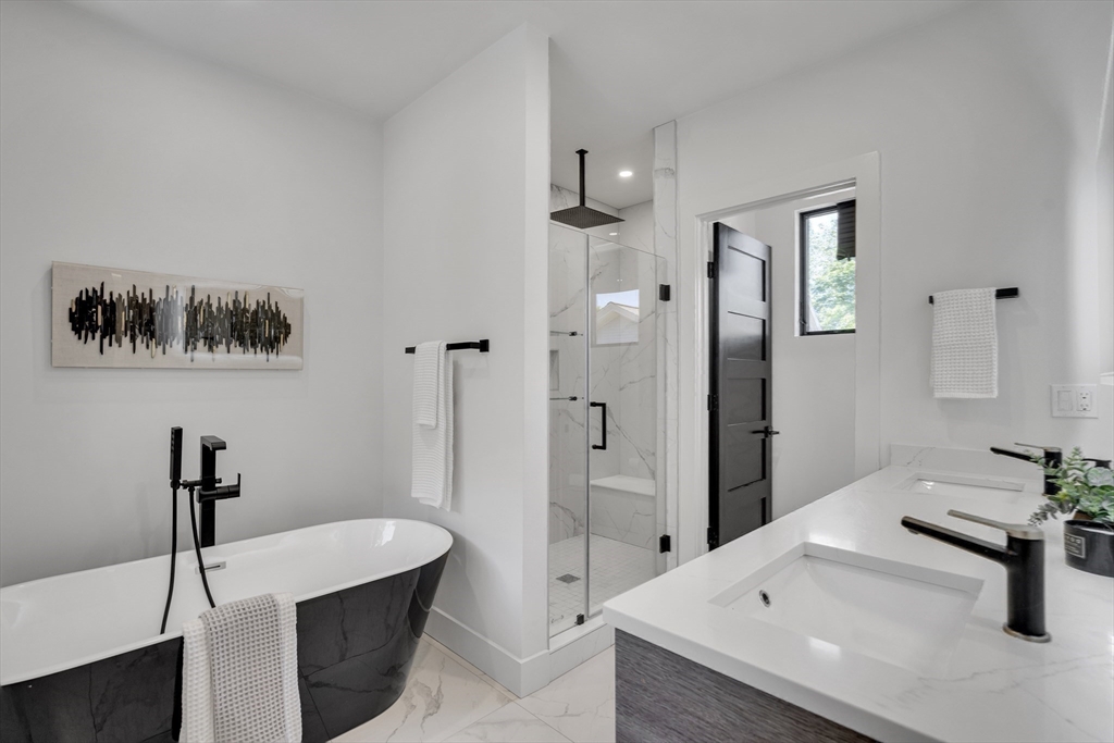1242 Beacon Street Newton, MA 02468 - Photo 15 of 28