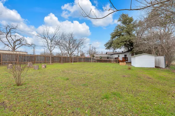 $285,000 | 1709 Cecelia Street, Taylor, TX 76574