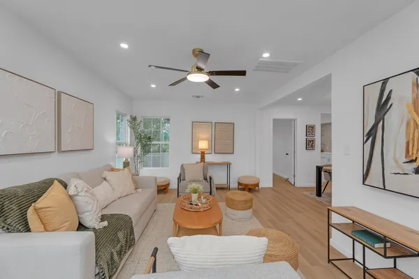 $285,000 | 1709 Cecelia Street, Taylor, TX 76574