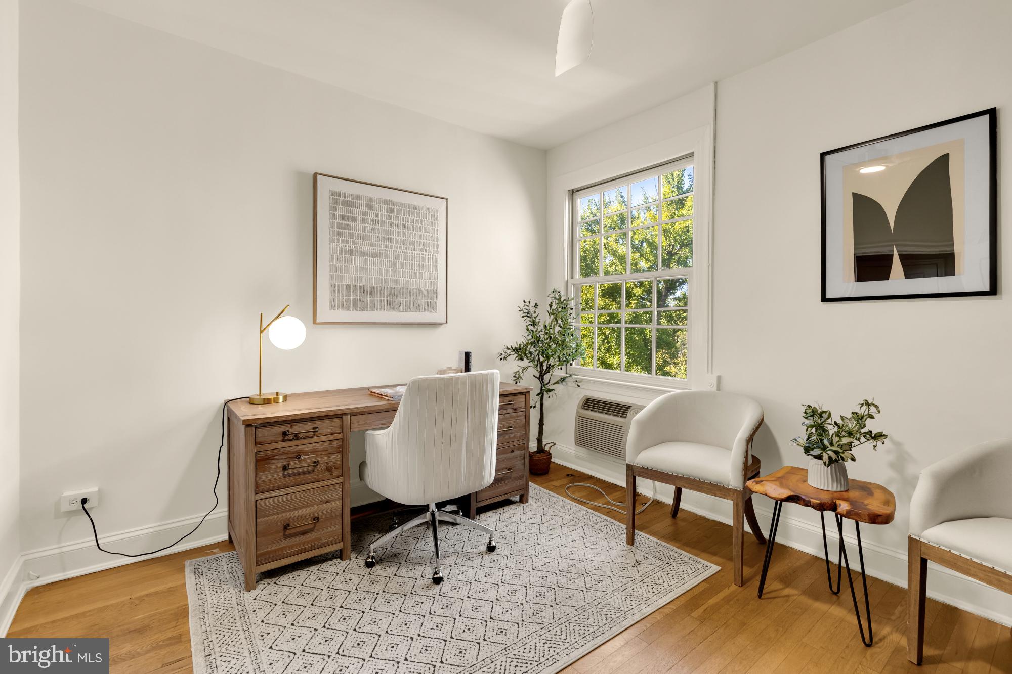 2040 Belmont Road Northwest, Unit 606 Washington, DC 20009 - Photo 27 of 42 Bedroom 2 (staged as office)