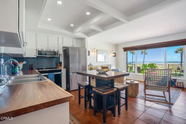 $599,000 | 705 Ocean View Drive, Port Hueneme, CA 93041