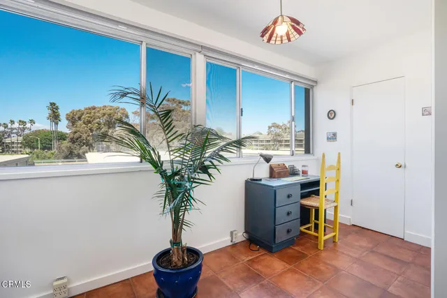 $599,000 | 705 Ocean View Drive, Port Hueneme, CA 93041