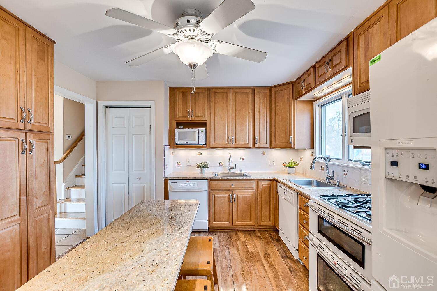 46 Hamlin Road Edison, NJ 08817 - Photo 17 of 43 Gallery Image 17