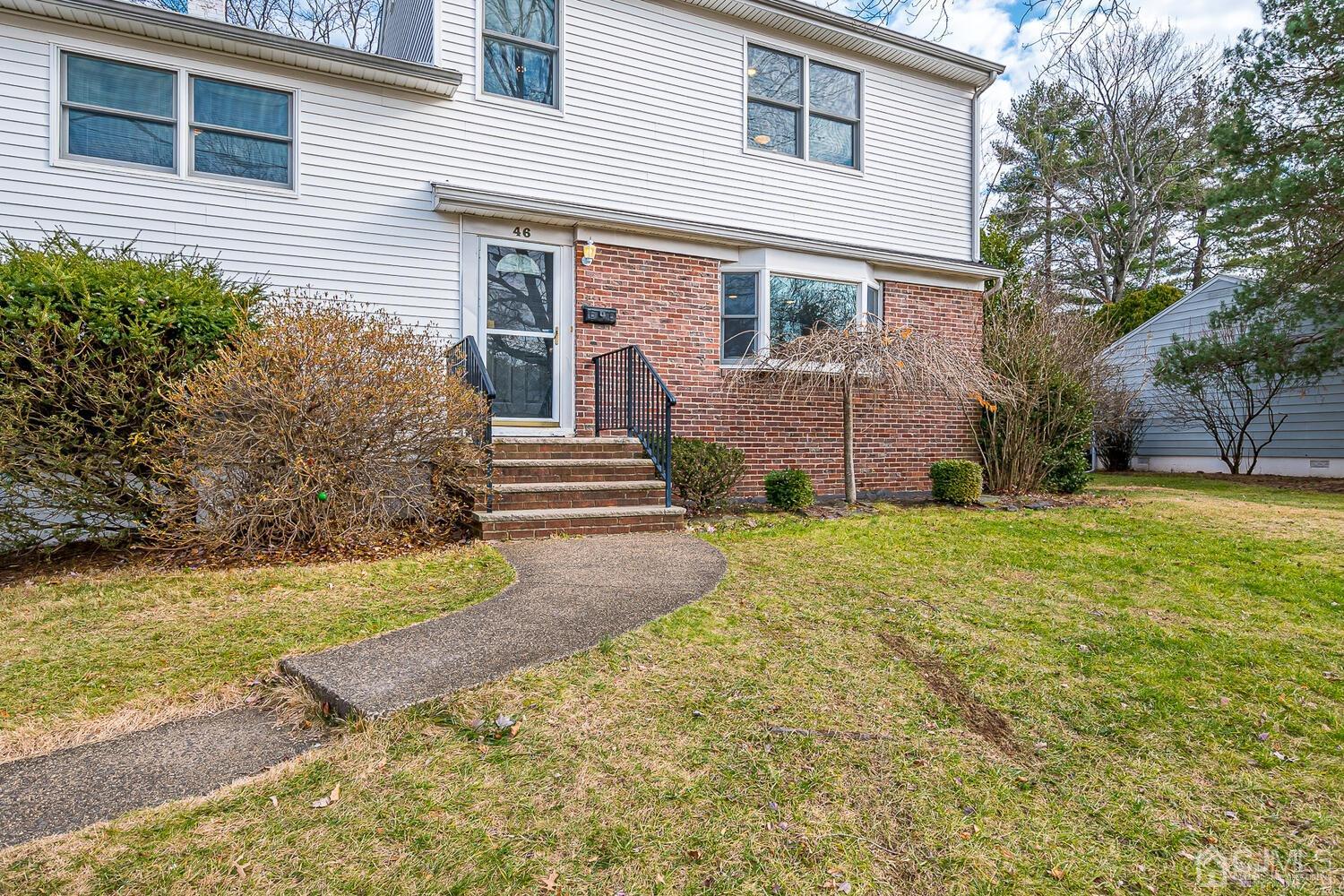 46 Hamlin Road Edison, NJ 08817 - Photo 4 of 43 Gallery Image 4