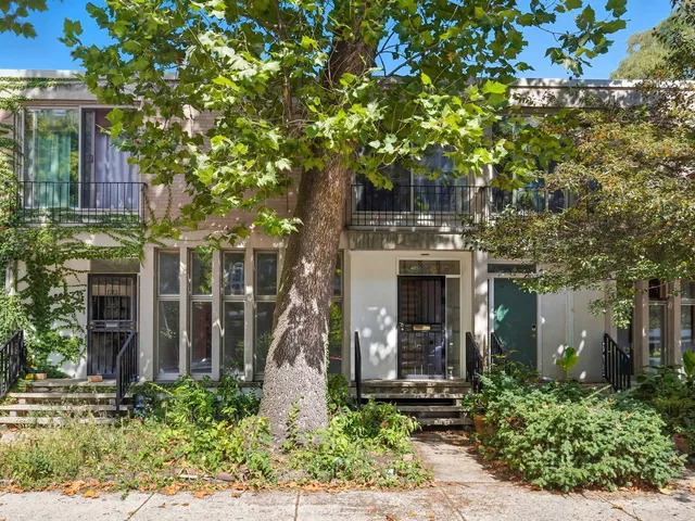 $650,000 | 1412 East Rochdale Place, Chicago, IL 60615