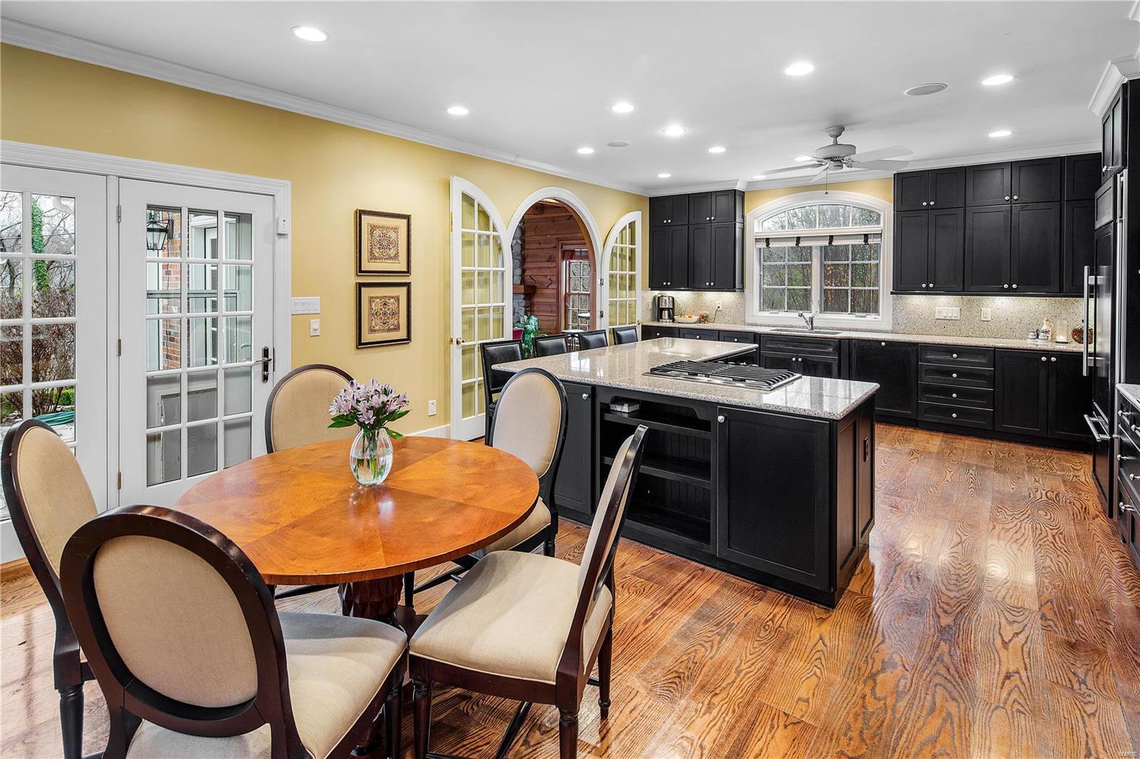 9650 Litzsinger Road St. Louis, MO 63124 - Photo 17 of 37 Gallery Image 17