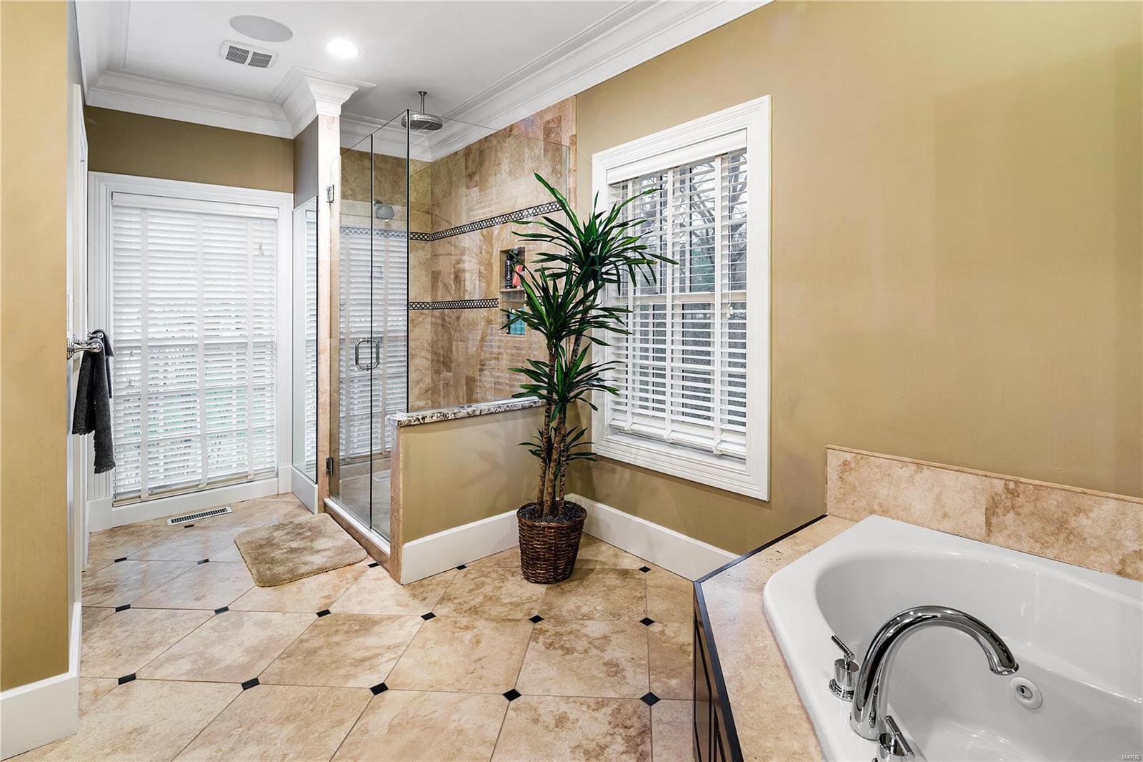 9650 Litzsinger Road St. Louis, MO 63124 - Photo 28 of 37 Gallery Image 28