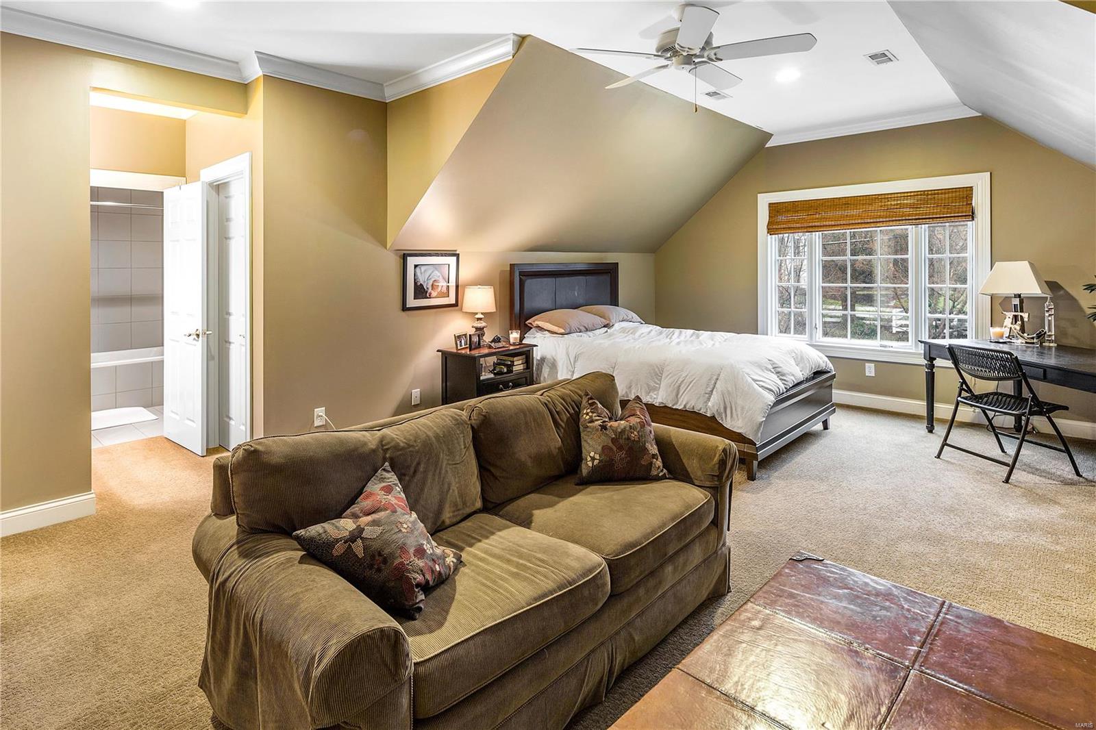 9650 Litzsinger Road St. Louis, MO 63124 - Photo 32 of 37 Gallery Image 32